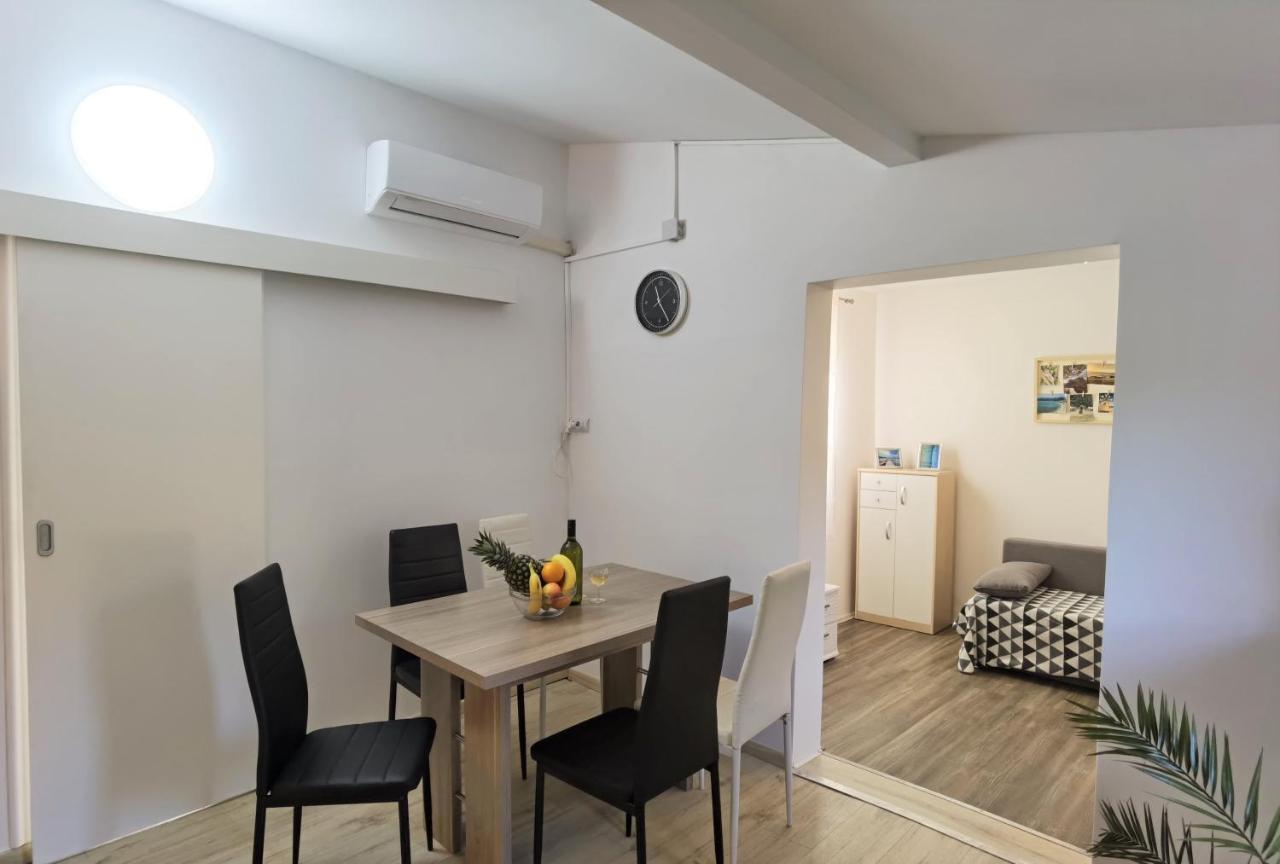 Apartment Rosemary Medulin Exteriör bild